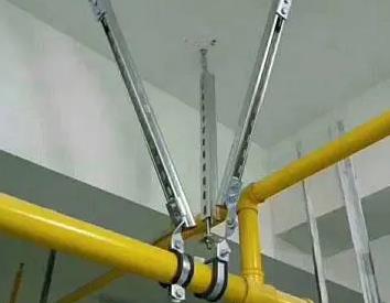 闸阀支撑架的质量要求。价格决定了阿勒泰地抗震支撑框架的质量。